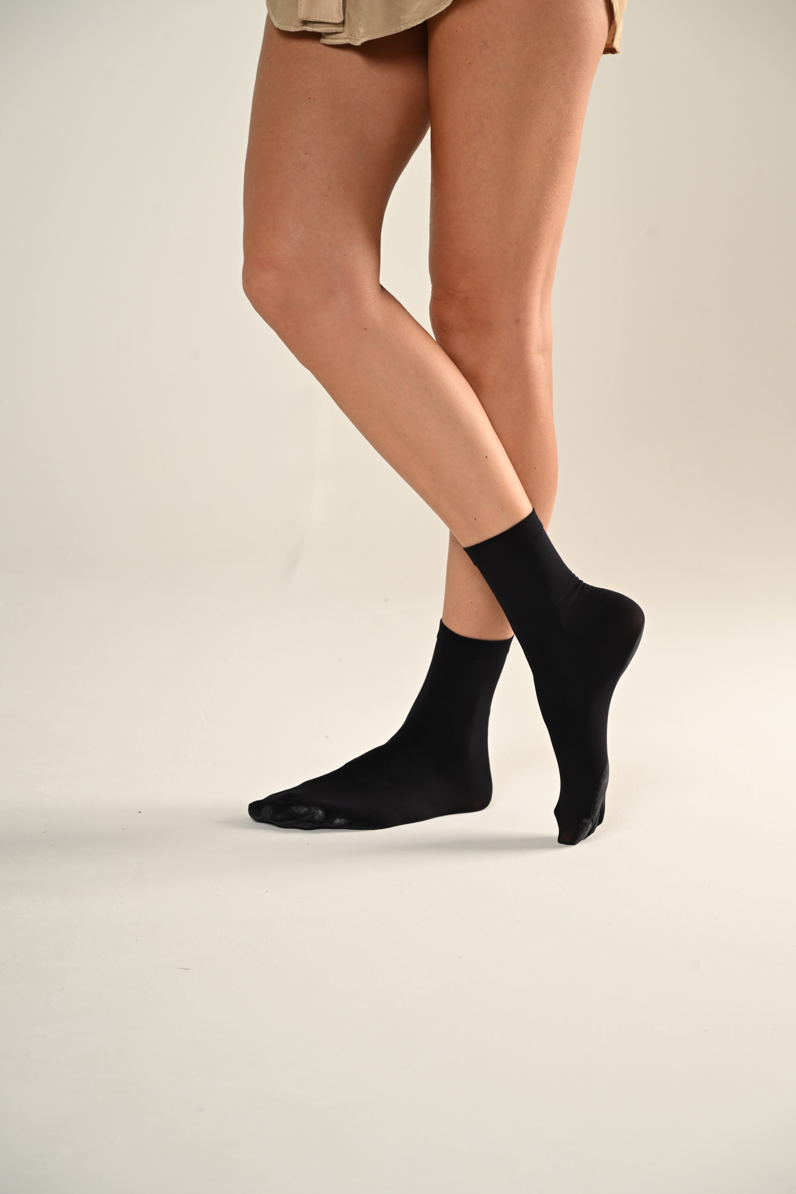 Calzino in nano-fibra coprente effetto seta 50 Denari