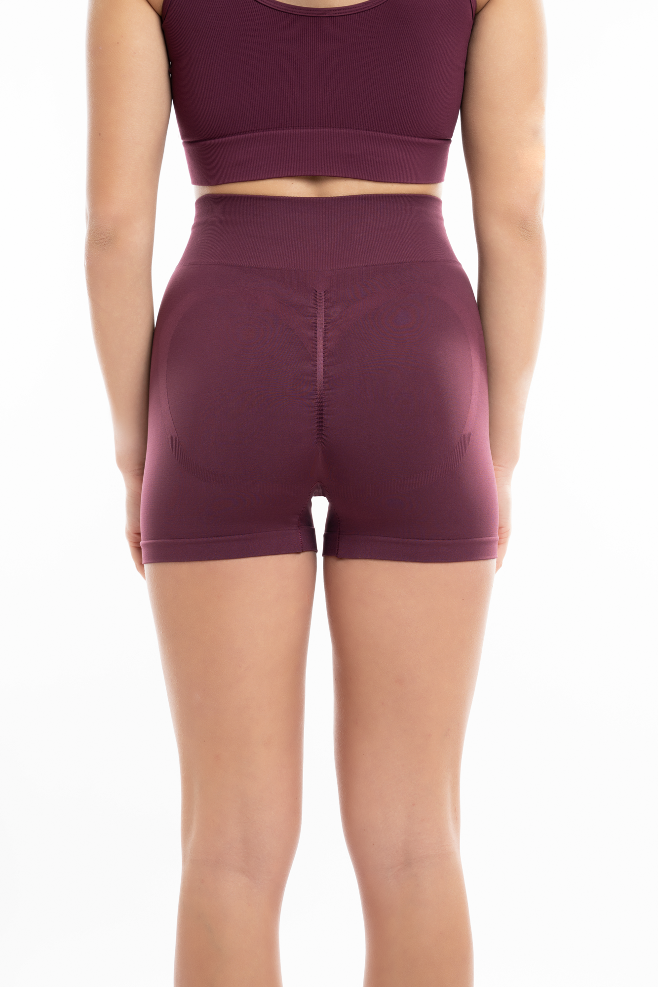 Completo Scrunch Short
